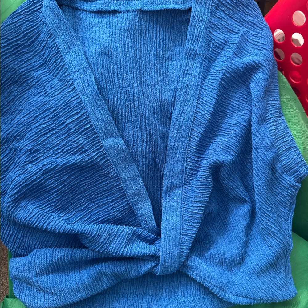 Blue Textured Knit Top. New but no tag.